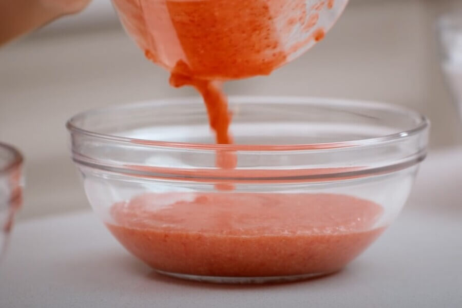 Blend Strawberries and make Pulp